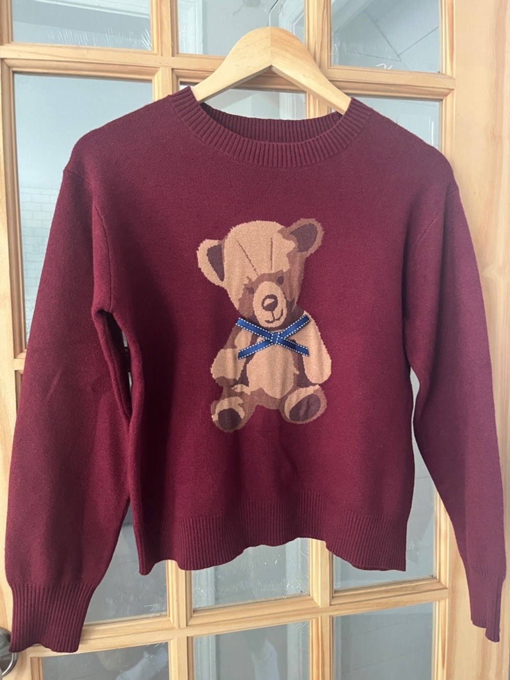 Willow & Wind Sweater Womens Small Burgundy Teddy Bear Crewneck Knit Pullover